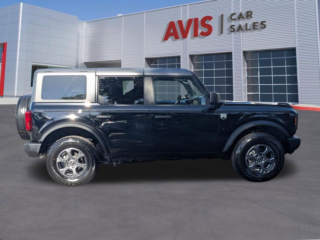 Thumbnail: 2025 Ford Bronco - 5