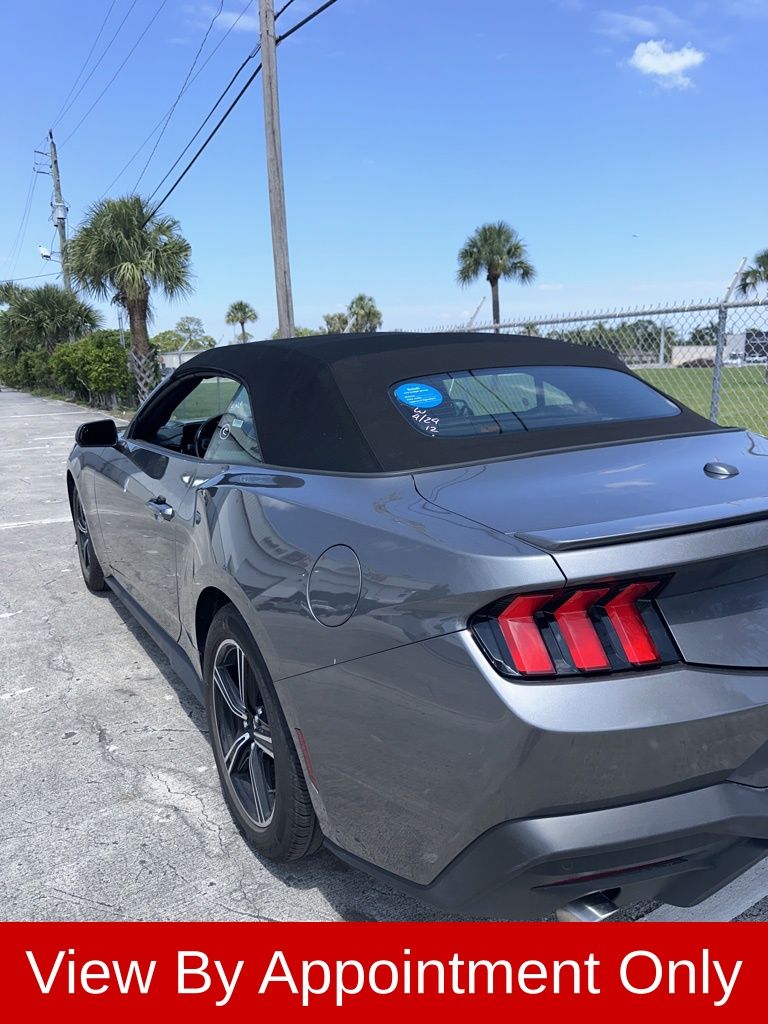 Thumbnail: 2025 Ford Mustang - 9