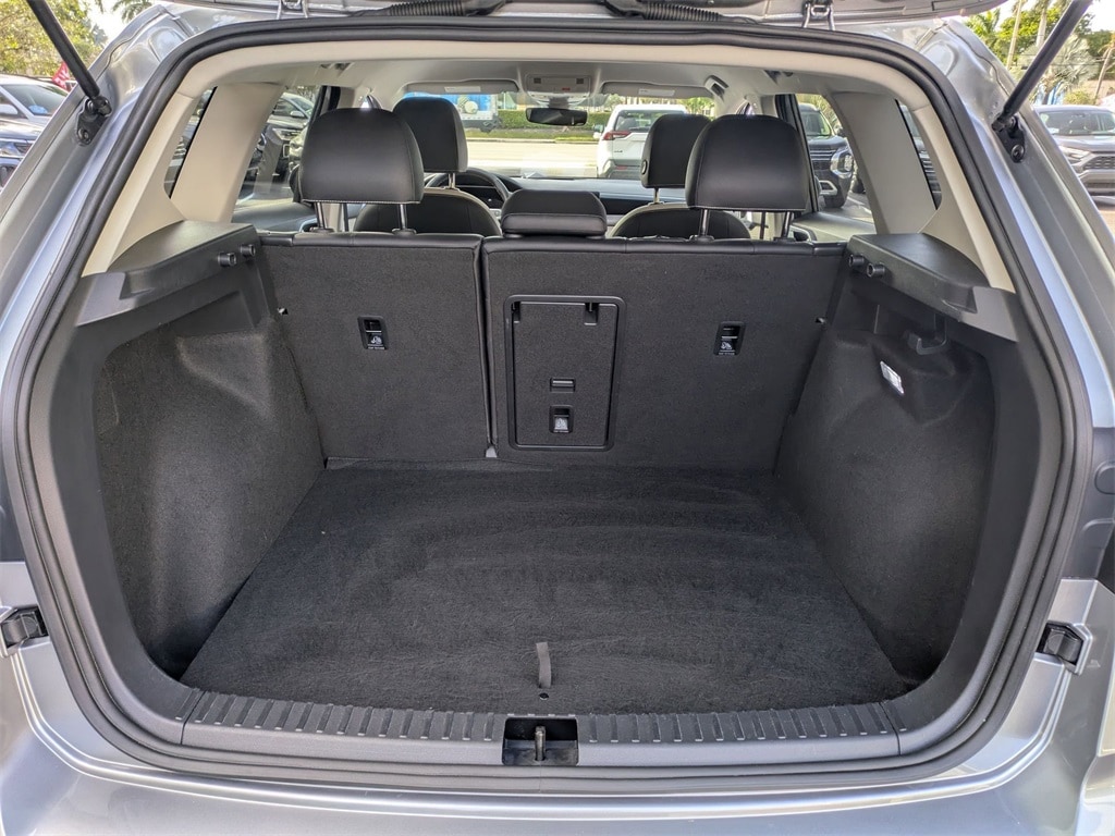 Thumbnail: 2025 Volkswagen Taos - 29