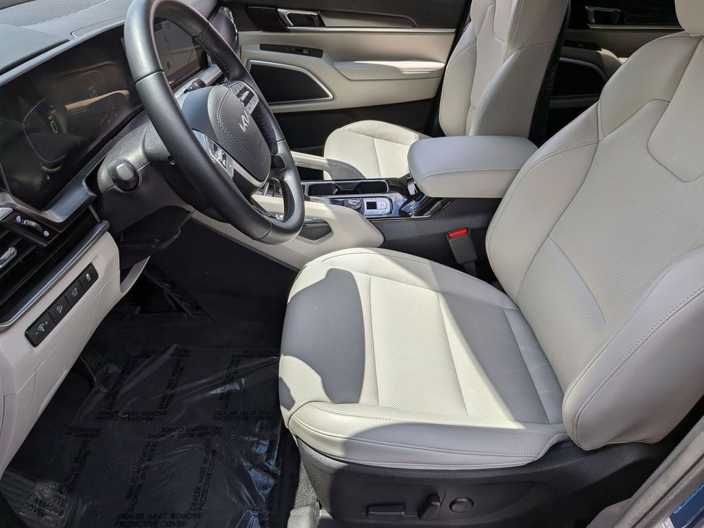 Thumbnail: 2025 Kia Telluride - 22