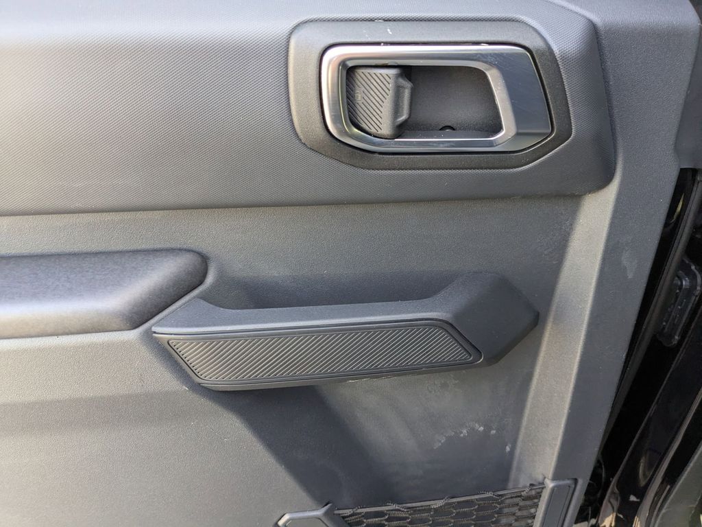 Thumbnail: 2025 Ford Bronco - 24