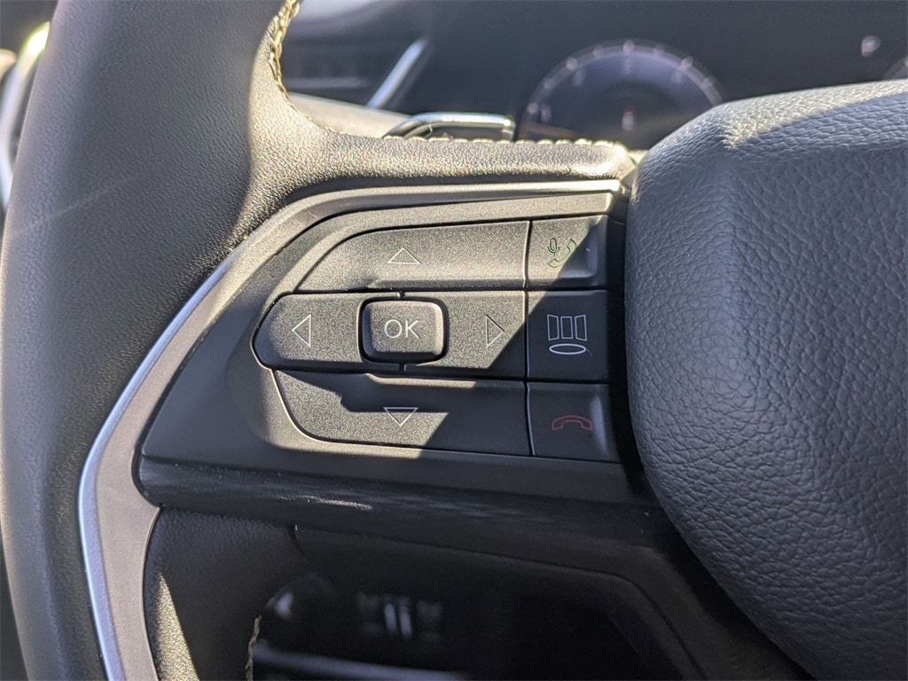 Thumbnail: 2024 Jeep Grand Cherokee L - 15