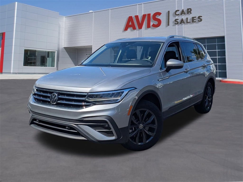 Thumbnail: 2024 Volkswagen Tiguan - 1