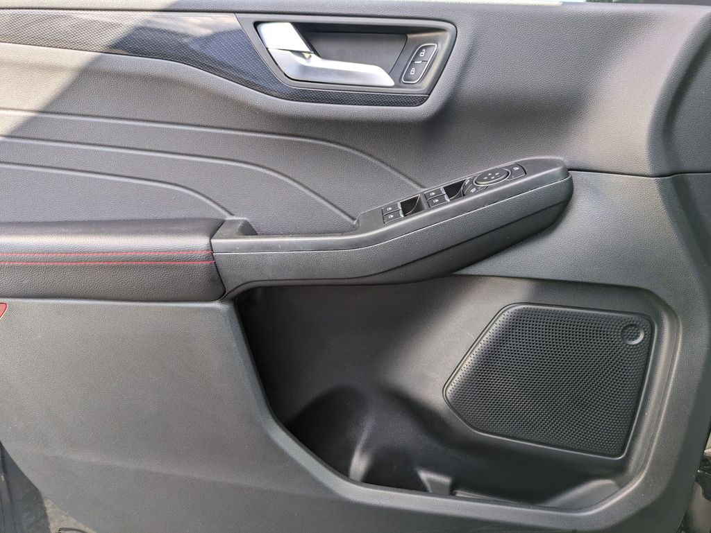 Thumbnail: 2025 Ford Escape - 11