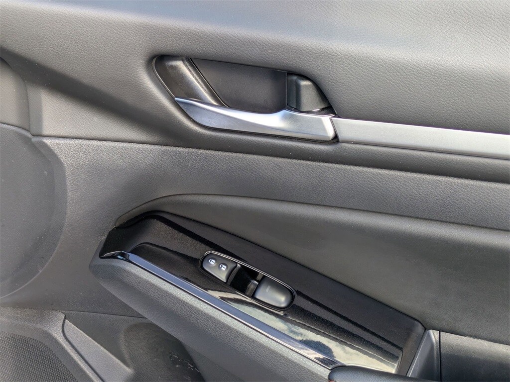 Thumbnail: 2025 Nissan Altima - 33