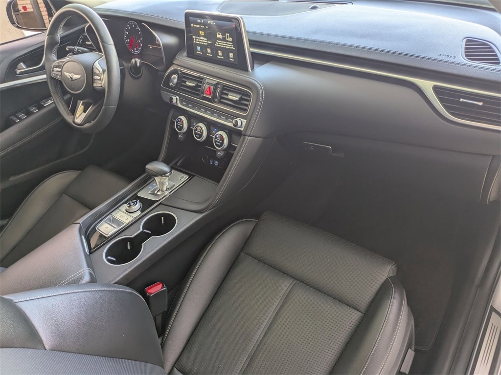 Thumbnail: 2021 Genesis G70 - 31