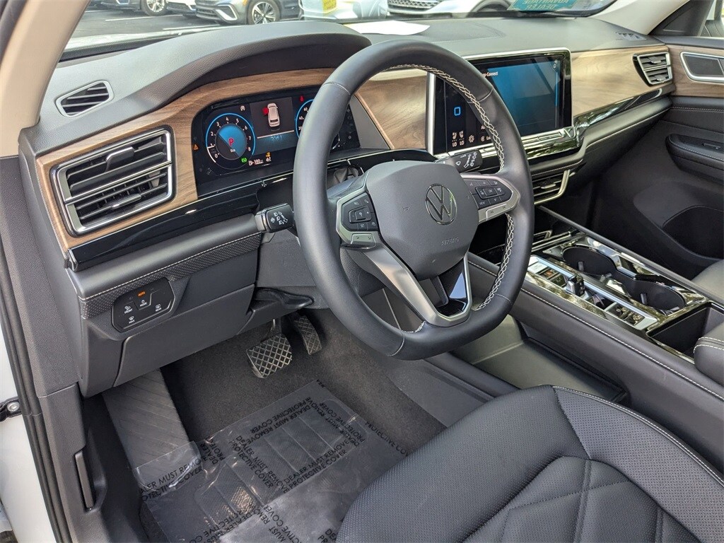 Thumbnail: 2025 Volkswagen Atlas - 10