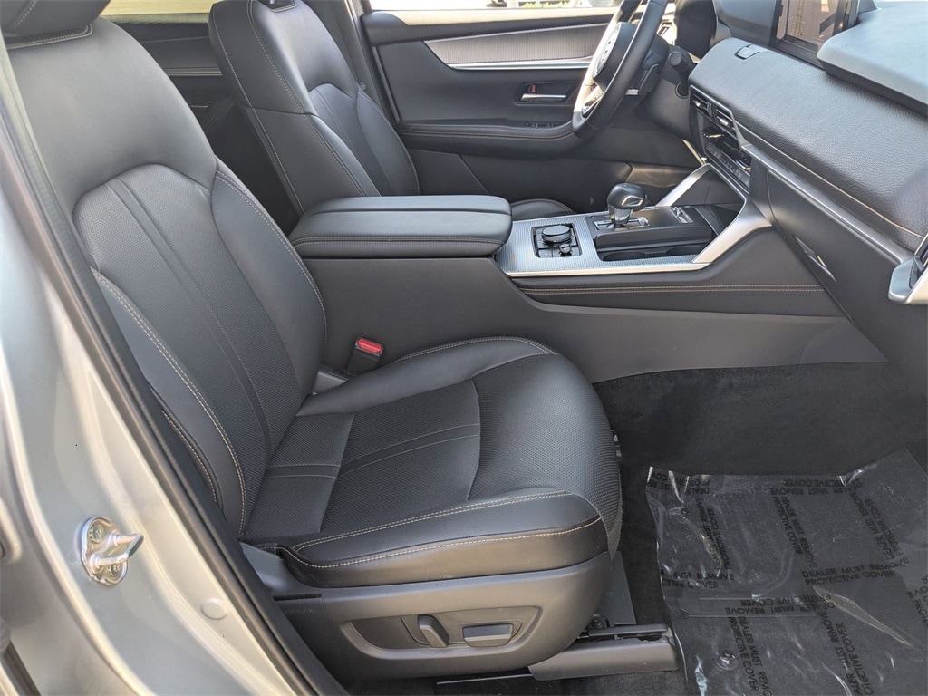 Thumbnail: 2025 Mazda CX-90 - 33