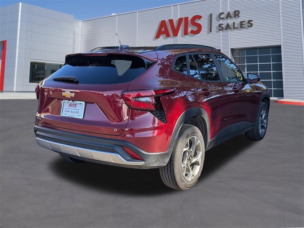 Thumbnail: 2025 Chevrolet Trax - 6