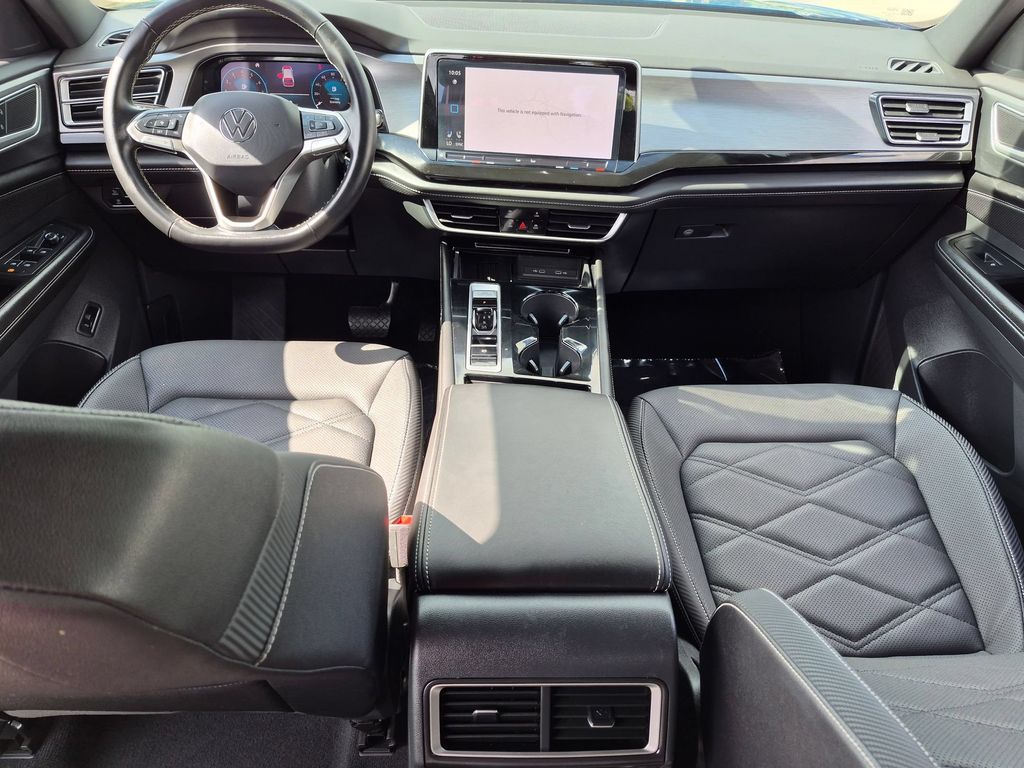 2025 Volkswagen Atlas Cross Sport SE w/Tech - Photo 25