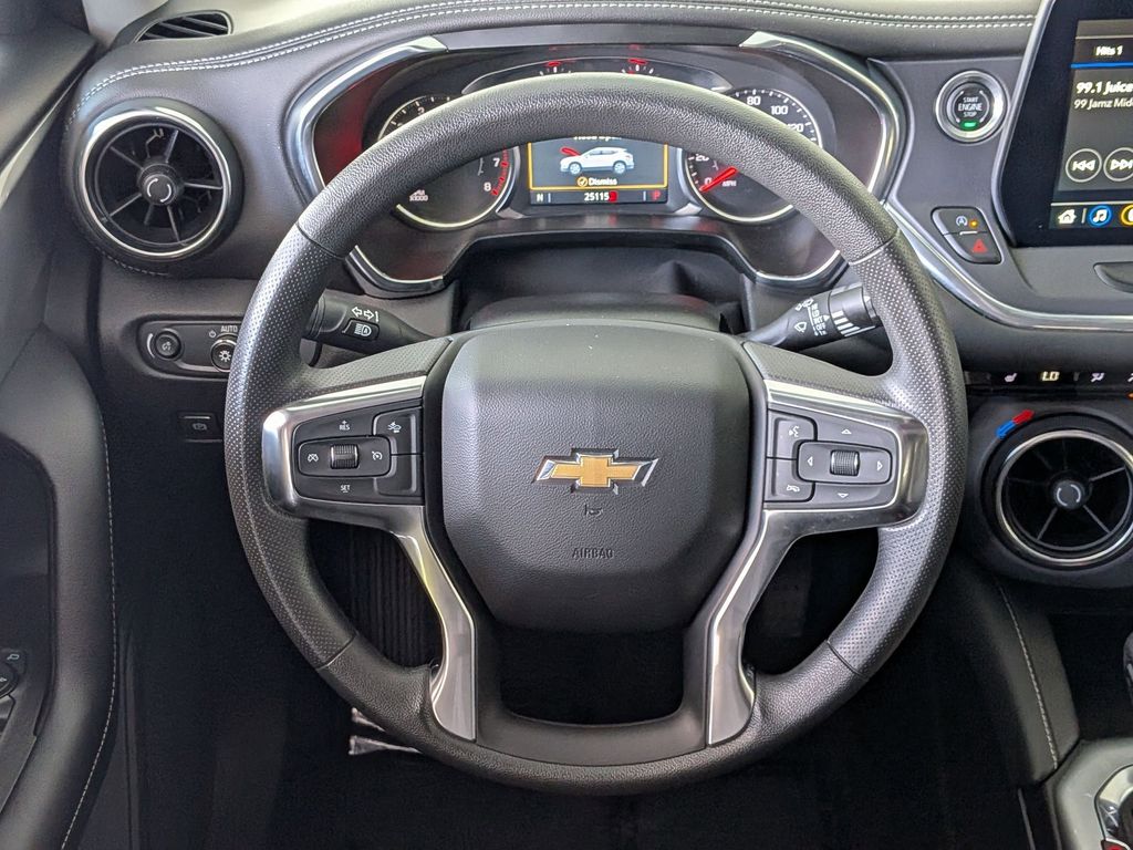 Thumbnail: 2025 Chevrolet Blazer - 24