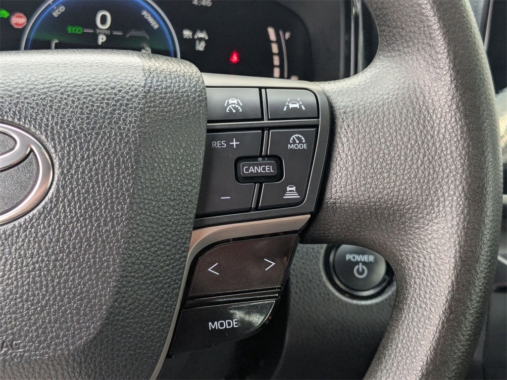 Thumbnail: 2025 Toyota Camry - 26