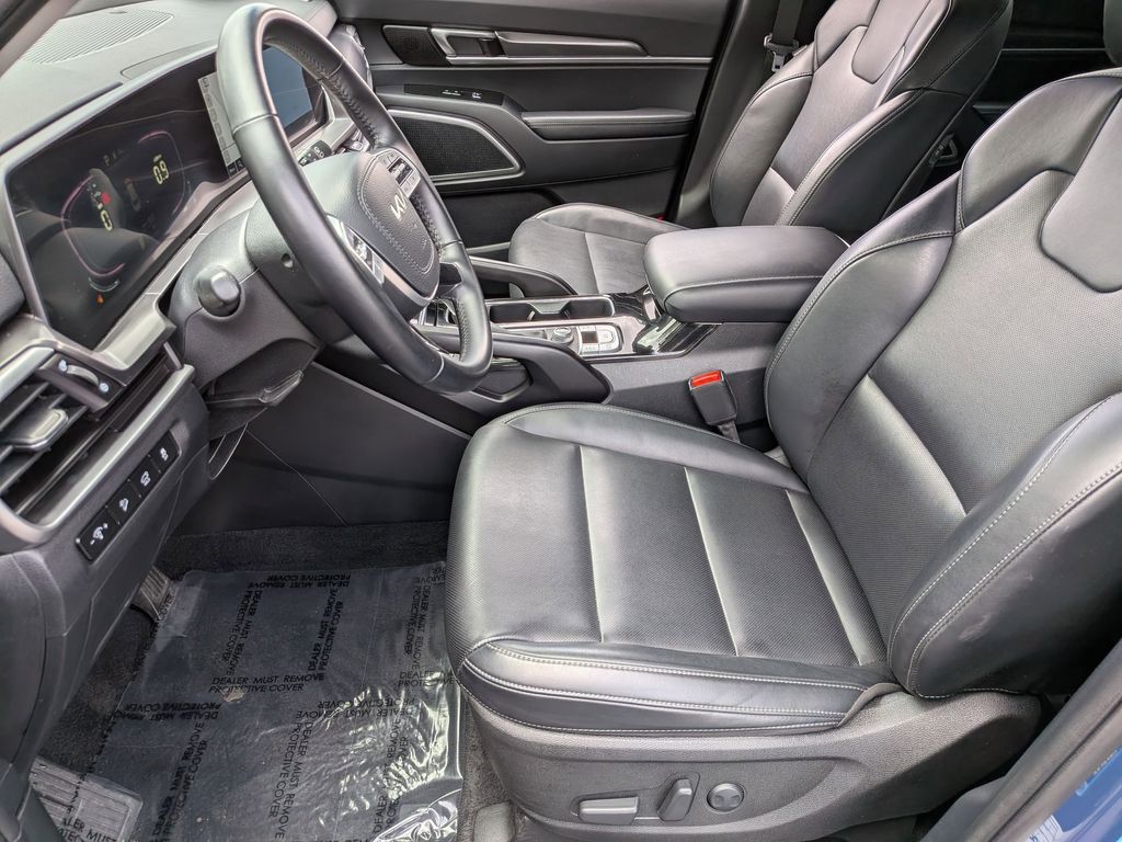 Thumbnail: 2025 Kia Telluride - 22