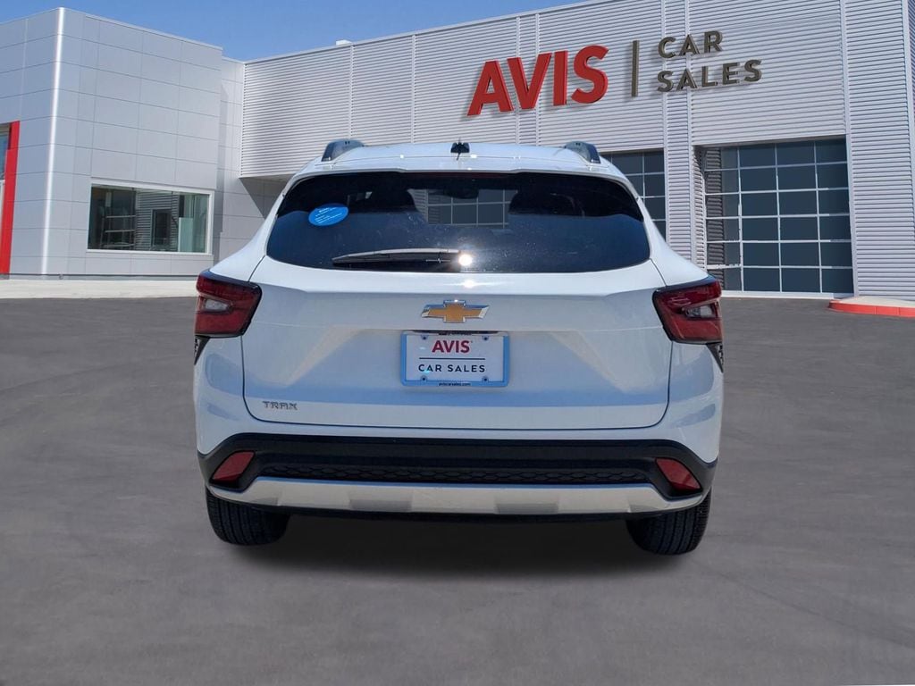 Thumbnail: 2025 Chevrolet Trax - 7