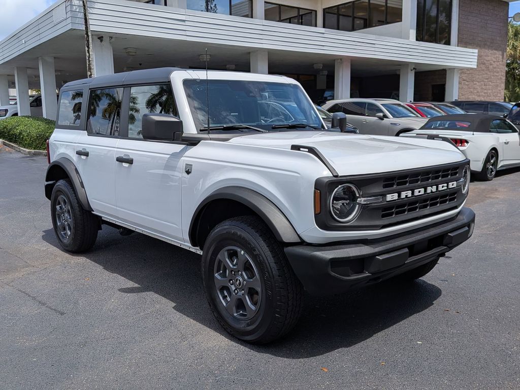 Thumbnail: 2025 Ford Bronco - 3