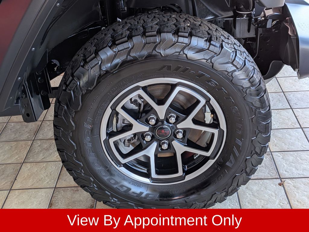 Thumbnail: 2025 Jeep Wrangler - 33