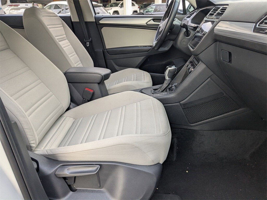 Thumbnail: 2024 Volkswagen Tiguan - 31