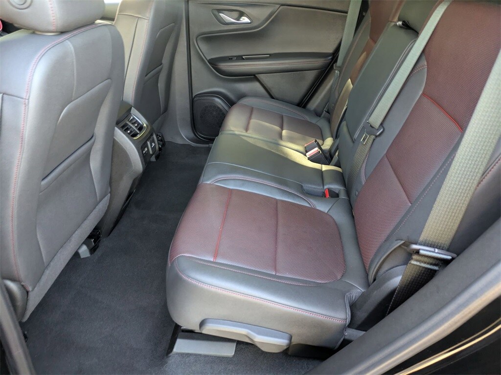 Thumbnail: 2025 Chevrolet Blazer - 26