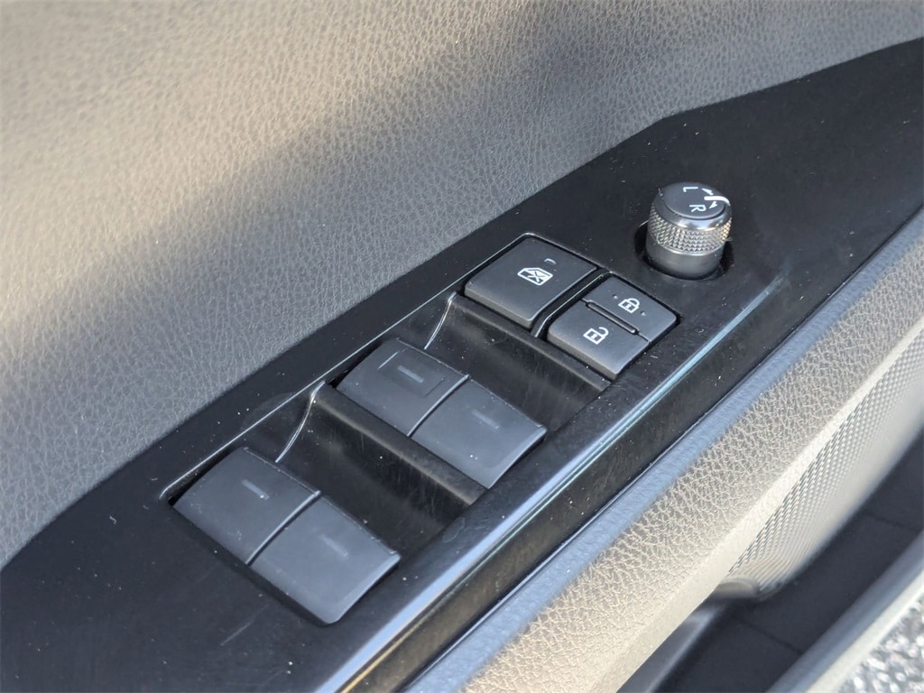 Thumbnail: 2025 Toyota Camry - 15