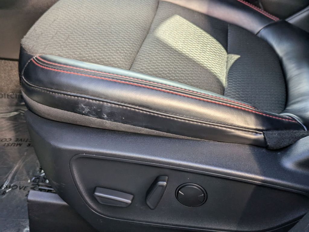 Thumbnail: 2025 Ford Escape - 15