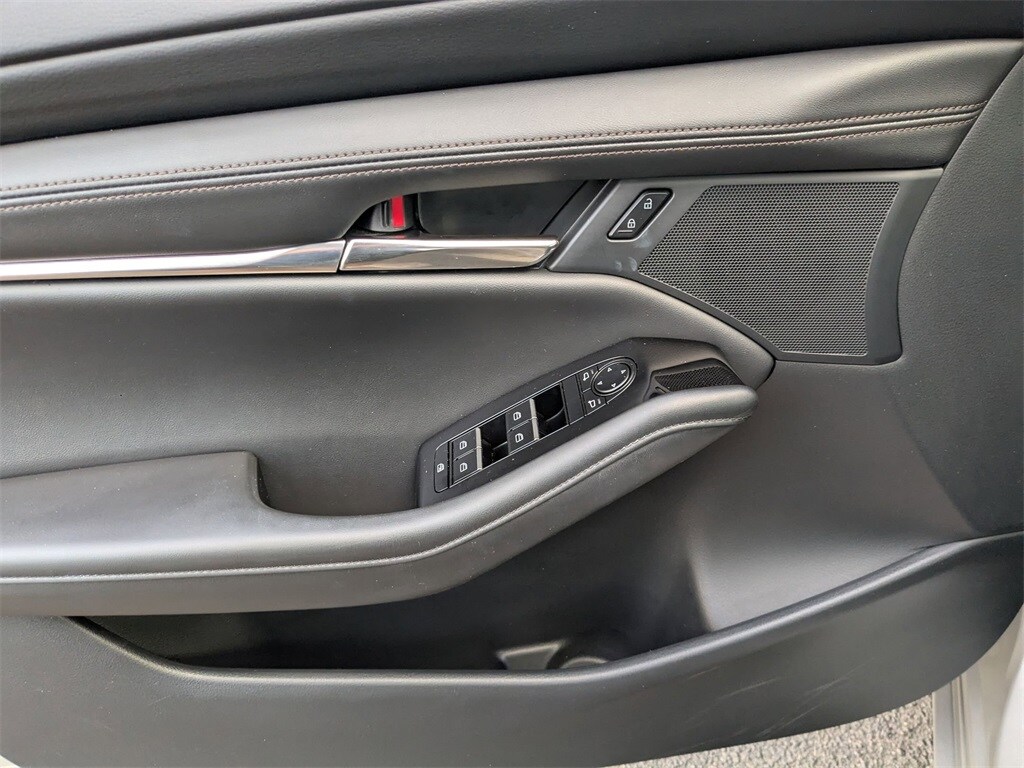 Thumbnail: 2025 Mazda Mazda3 - 14