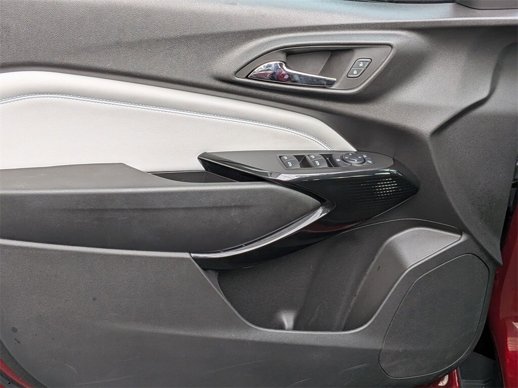 Thumbnail: 2025 Chevrolet Trax - 11