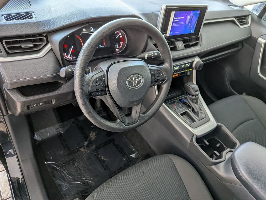 Thumbnail: 2025 Toyota RAV4 - 13