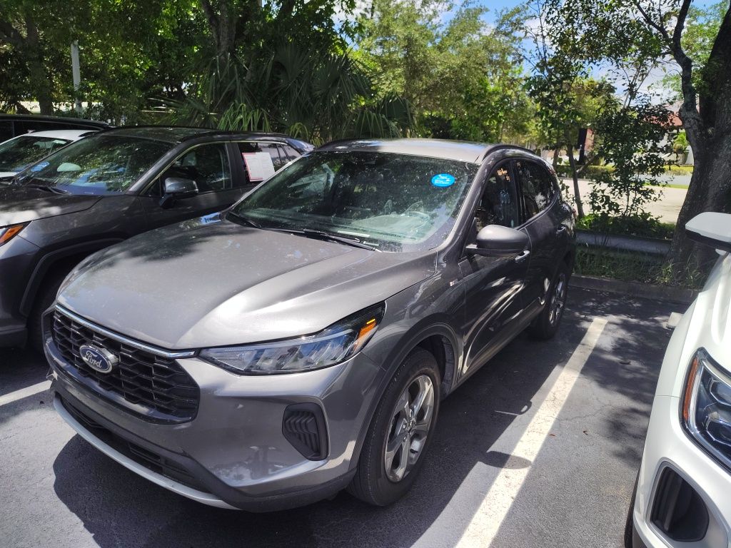 2025 Ford Escape's photo