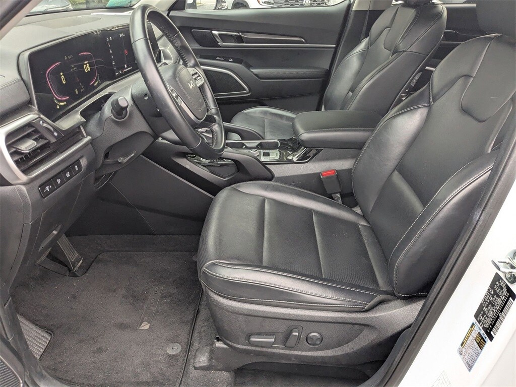 Thumbnail: 2025 Kia Telluride - 22