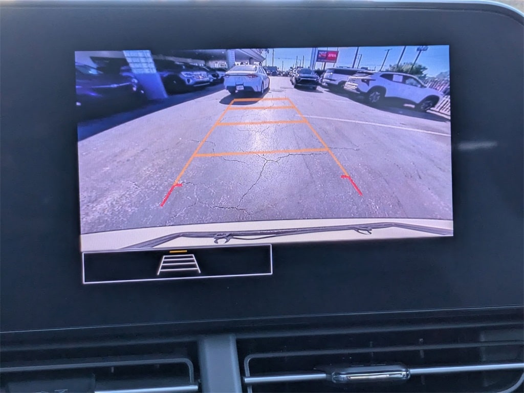 Thumbnail: 2025 Chevrolet Trax - 17