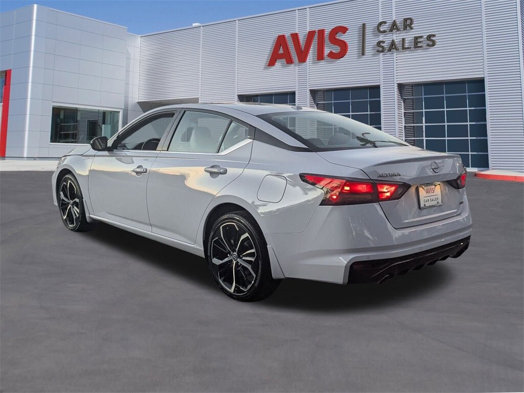 Thumbnail: 2025 Nissan Altima - 10