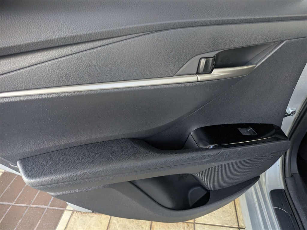 Thumbnail: 2025 Toyota Camry - 26