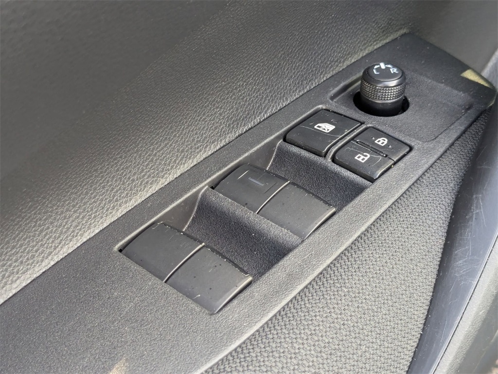 Thumbnail: 2025 Toyota Corolla - 15