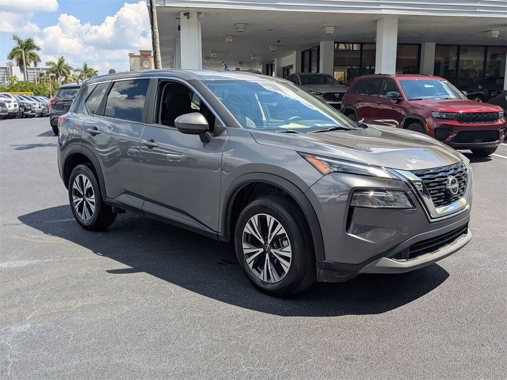 Thumbnail: 2023 Nissan Rogue - 3
