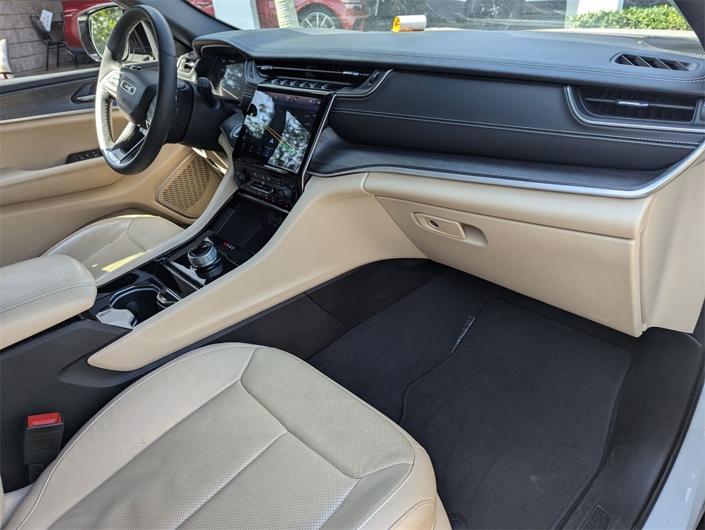 2023 Jeep Grand Cherokee Limited Edition 26