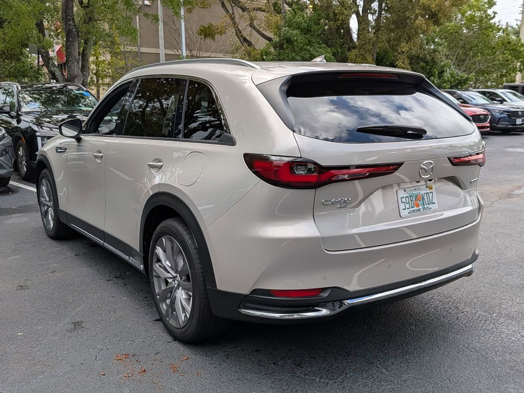 Thumbnail: 2025 Mazda CX-90 - 8