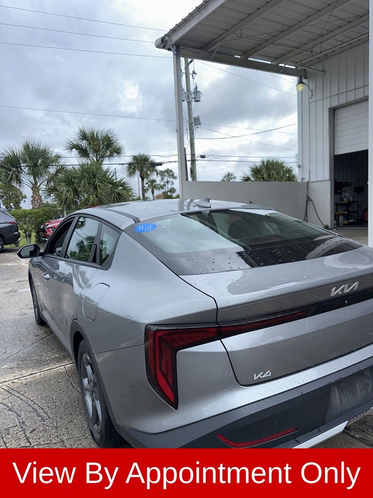 Thumbnail: 2025 Kia K4 - 9