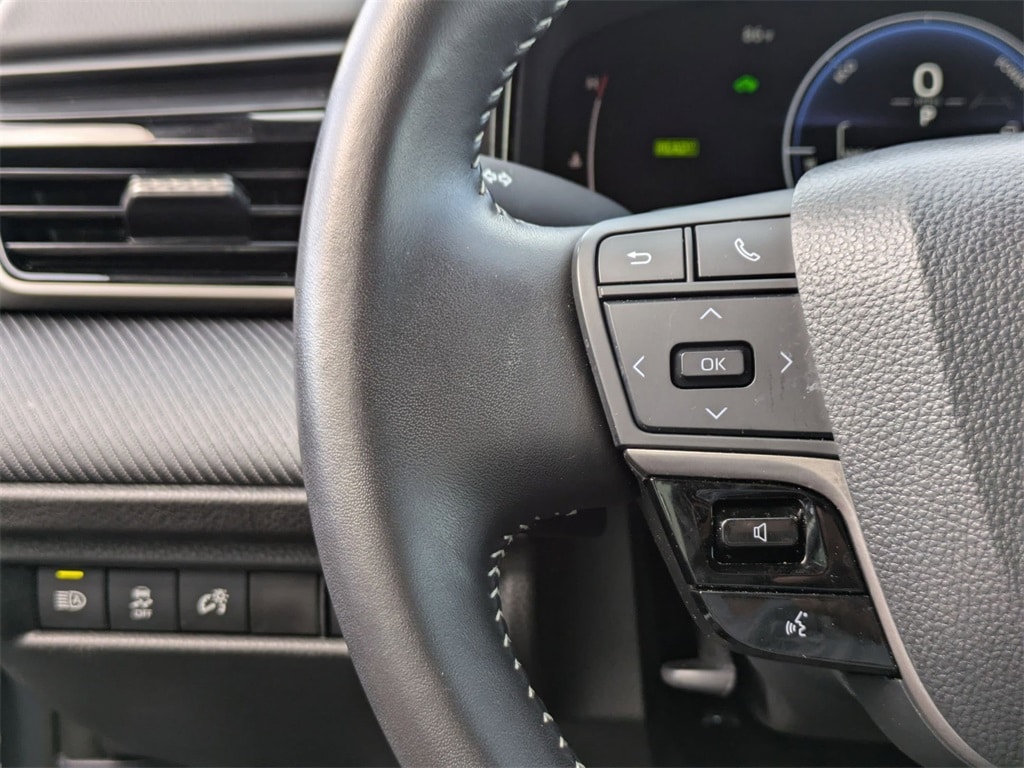 Thumbnail: 2025 Toyota Camry - 20