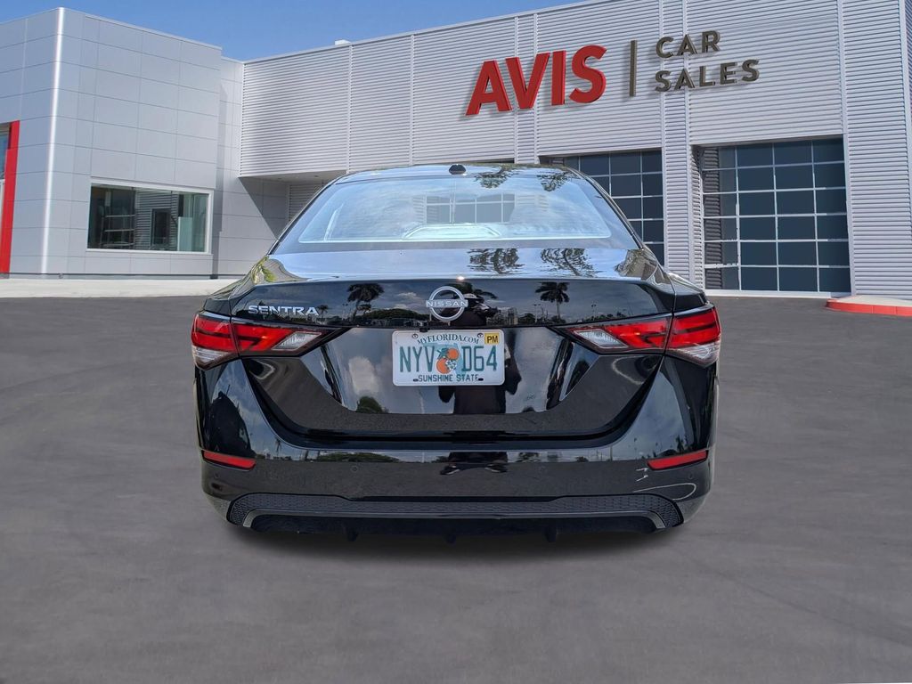 Thumbnail: 2025 Nissan Sentra - 9