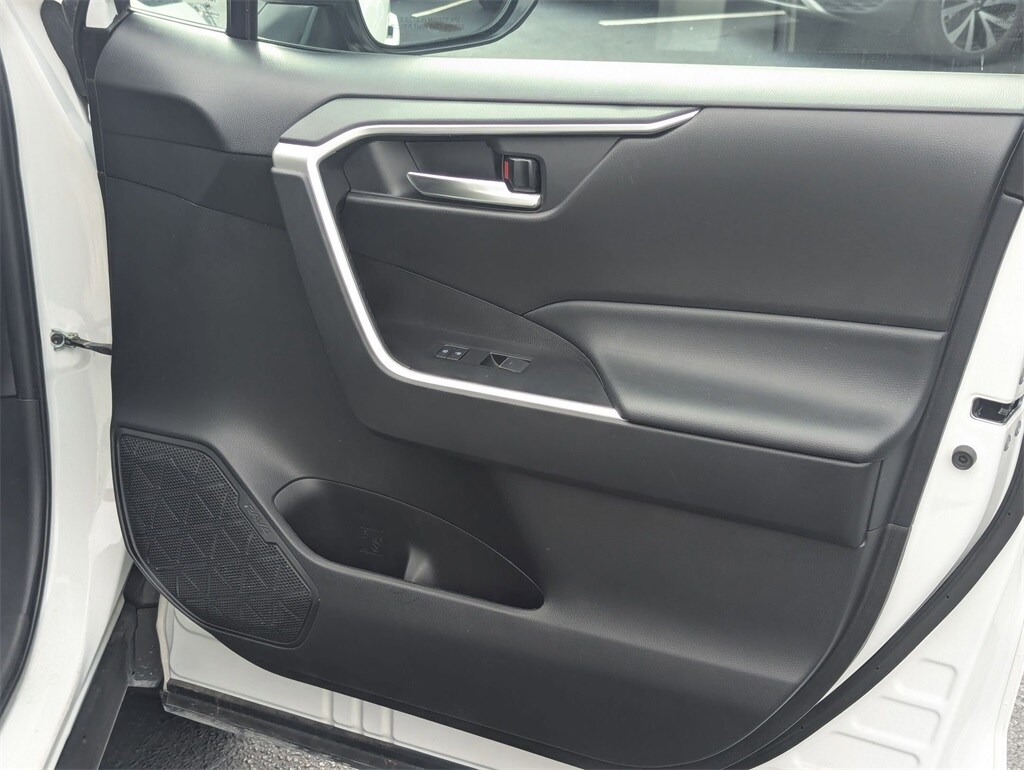 Thumbnail: 2024 Toyota RAV4 - 29