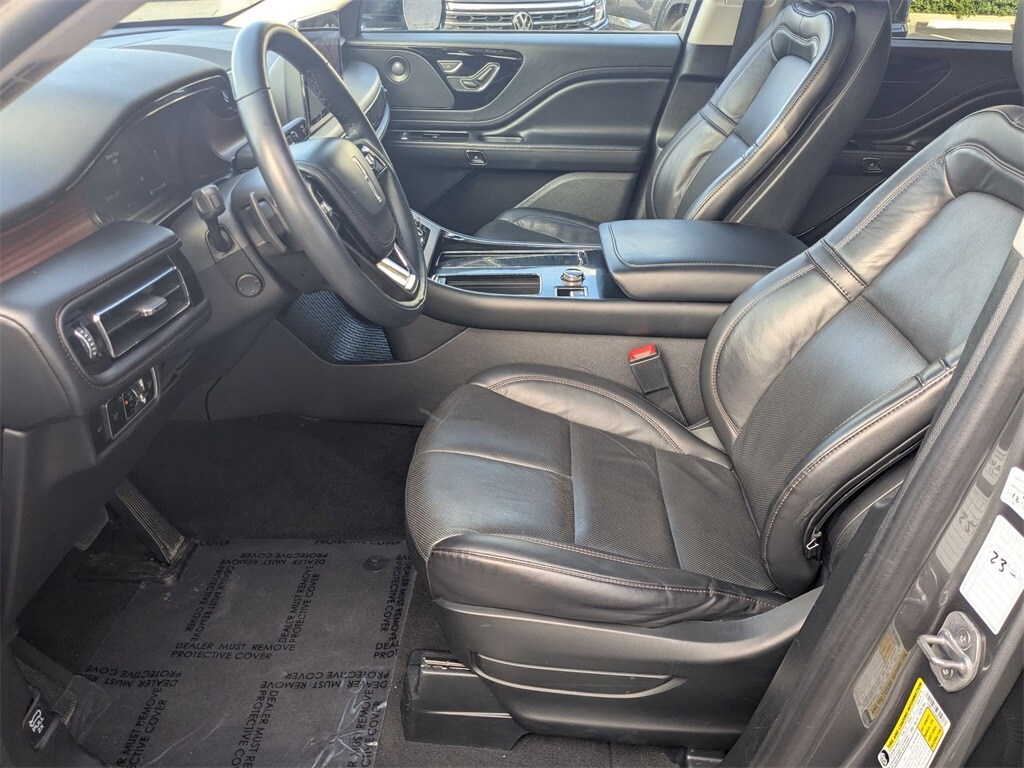 Thumbnail: 2023 Lincoln Aviator - 22