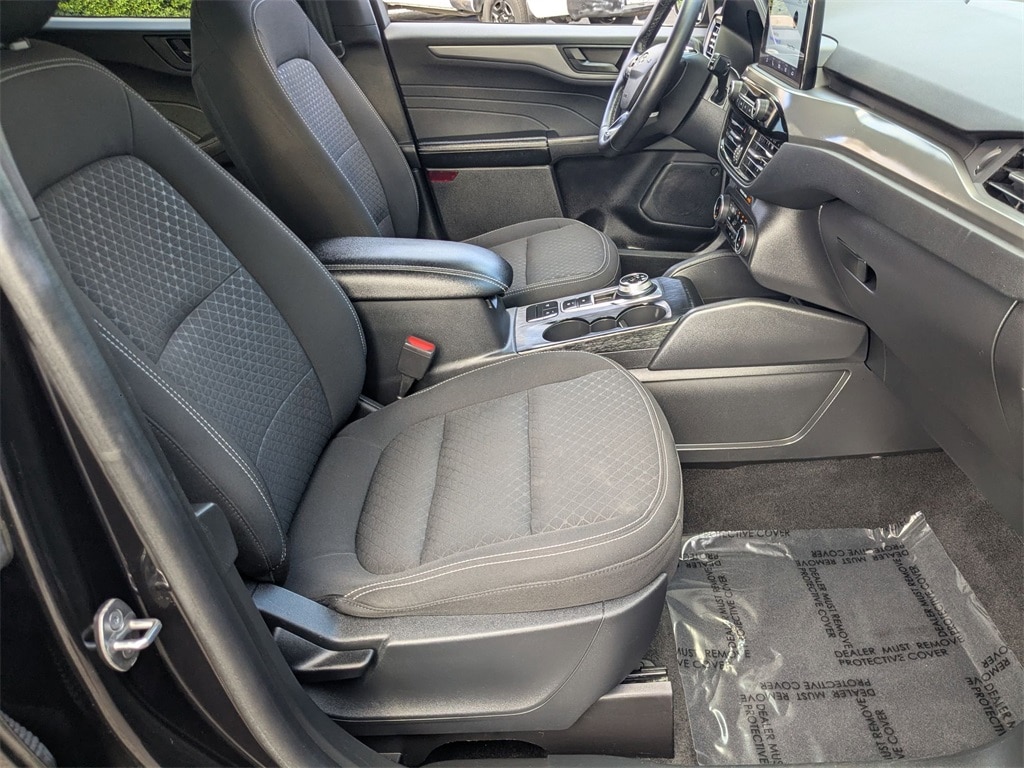 Thumbnail: 2024 Ford Escape - 30