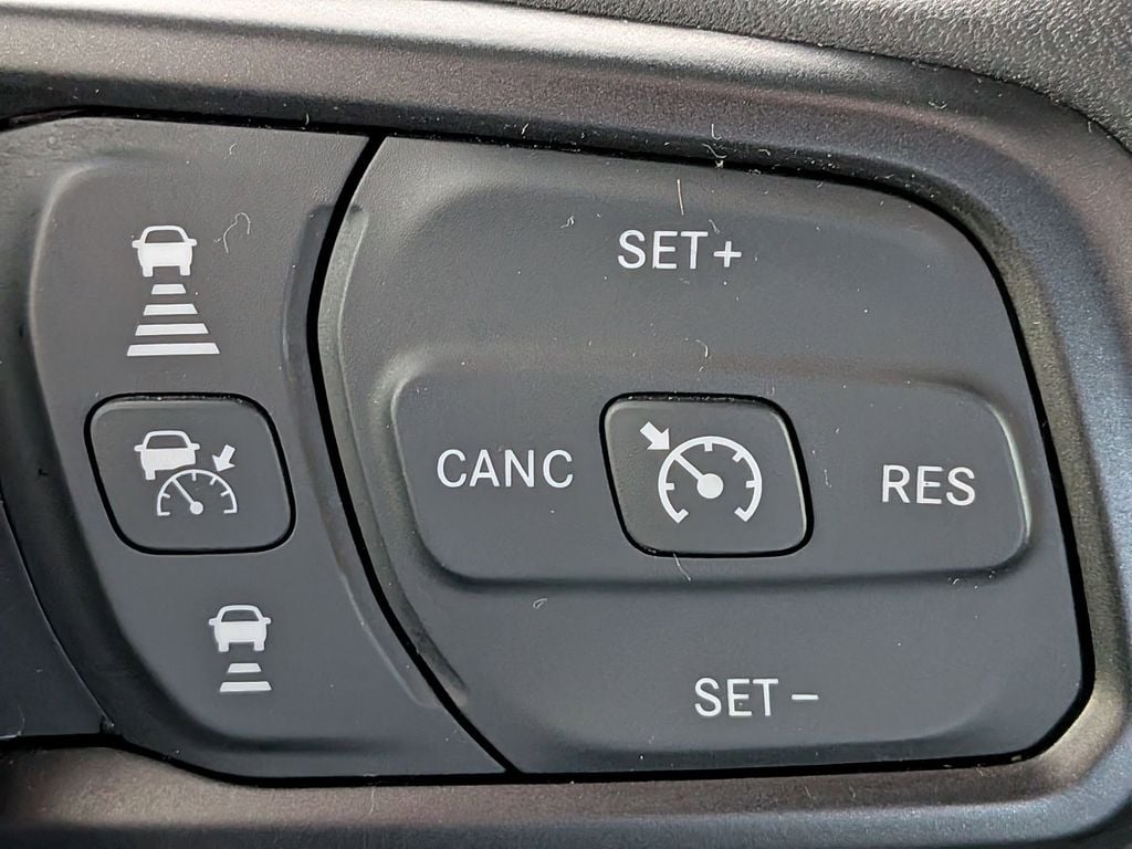 Thumbnail: 2025 Jeep Wrangler - 26