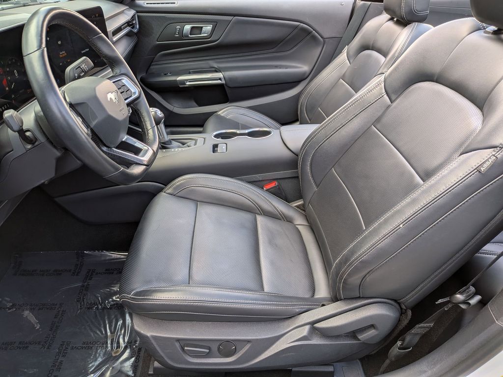 Thumbnail: 2025 Ford Mustang - 20