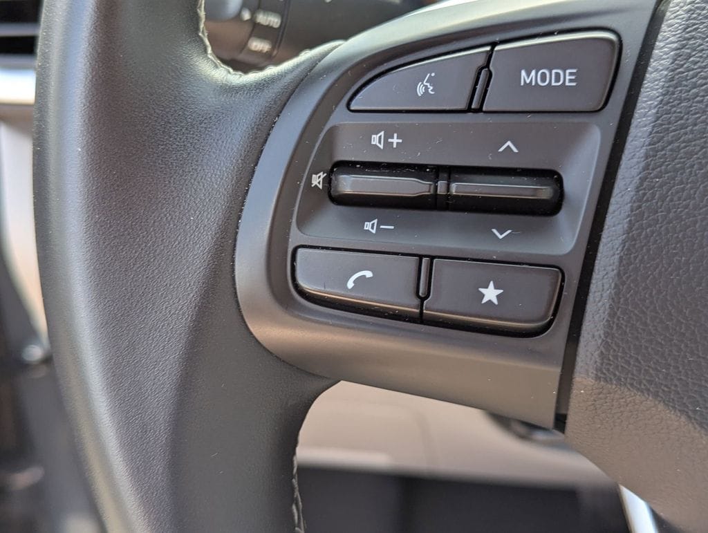 Thumbnail: 2025 Hyundai Venue - 18