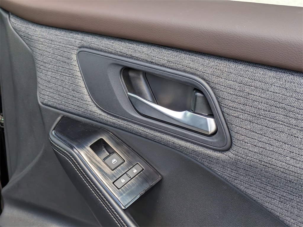 Thumbnail: 2023 Nissan Rogue - 35