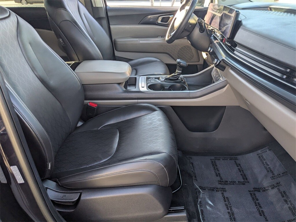 Thumbnail: 2025 Kia Carnival - 31