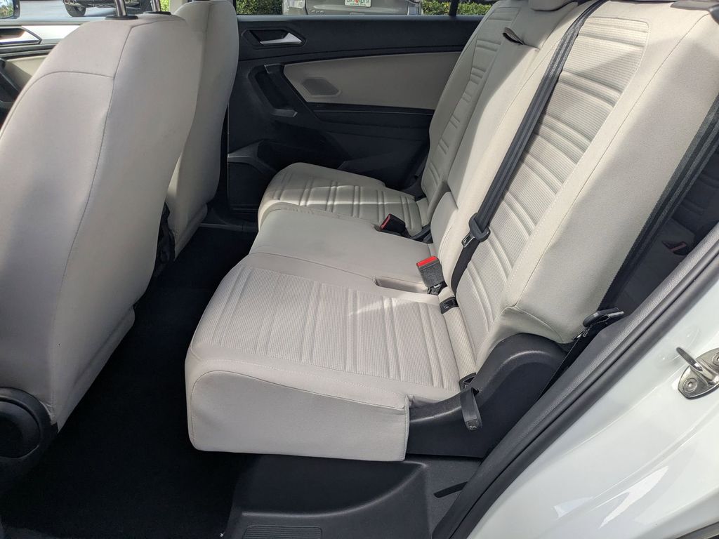 Thumbnail: 2024 Volkswagen Tiguan - 21