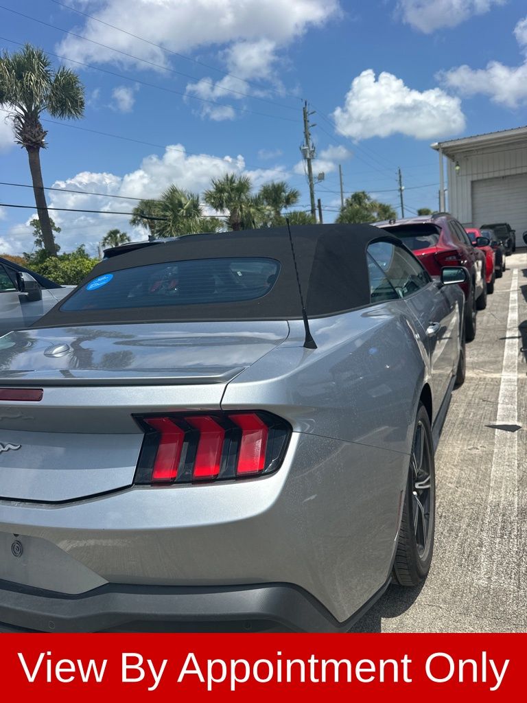 Thumbnail: 2025 Ford Mustang - 6