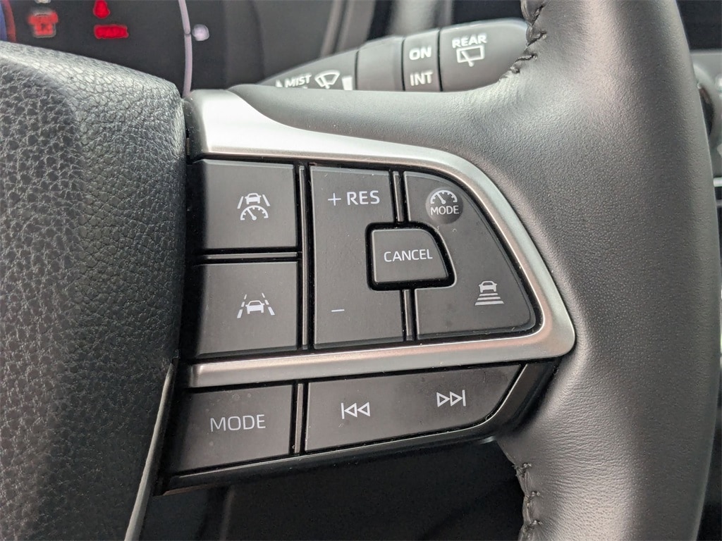 Thumbnail: 2025 Toyota Grand Highlander - 26